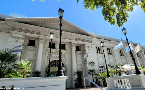 凯悦天地 2025 年 7 月 14 日至 9 月 30 日期间入住 21 家赌场酒店，最高可获 7,770 奖励积分