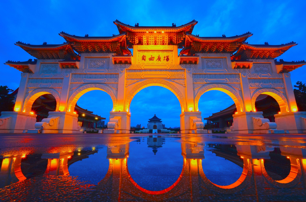【每日特价机票】-商务舱- 中国南方航空-伦敦至台北，起价£1,355