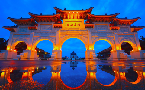 【每日特价机票】-商务舱- 中国南方航空-伦敦至台北，起价£1,355