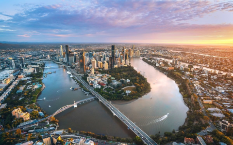 【每日特价机票】-商务舱- 国泰航空-东京至布里斯班，仅需$1,911起