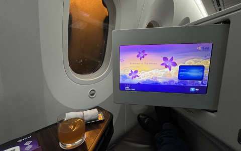 ANA里程俱乐部机票，适用于泰国航空公司商务舱东京至曼谷航线