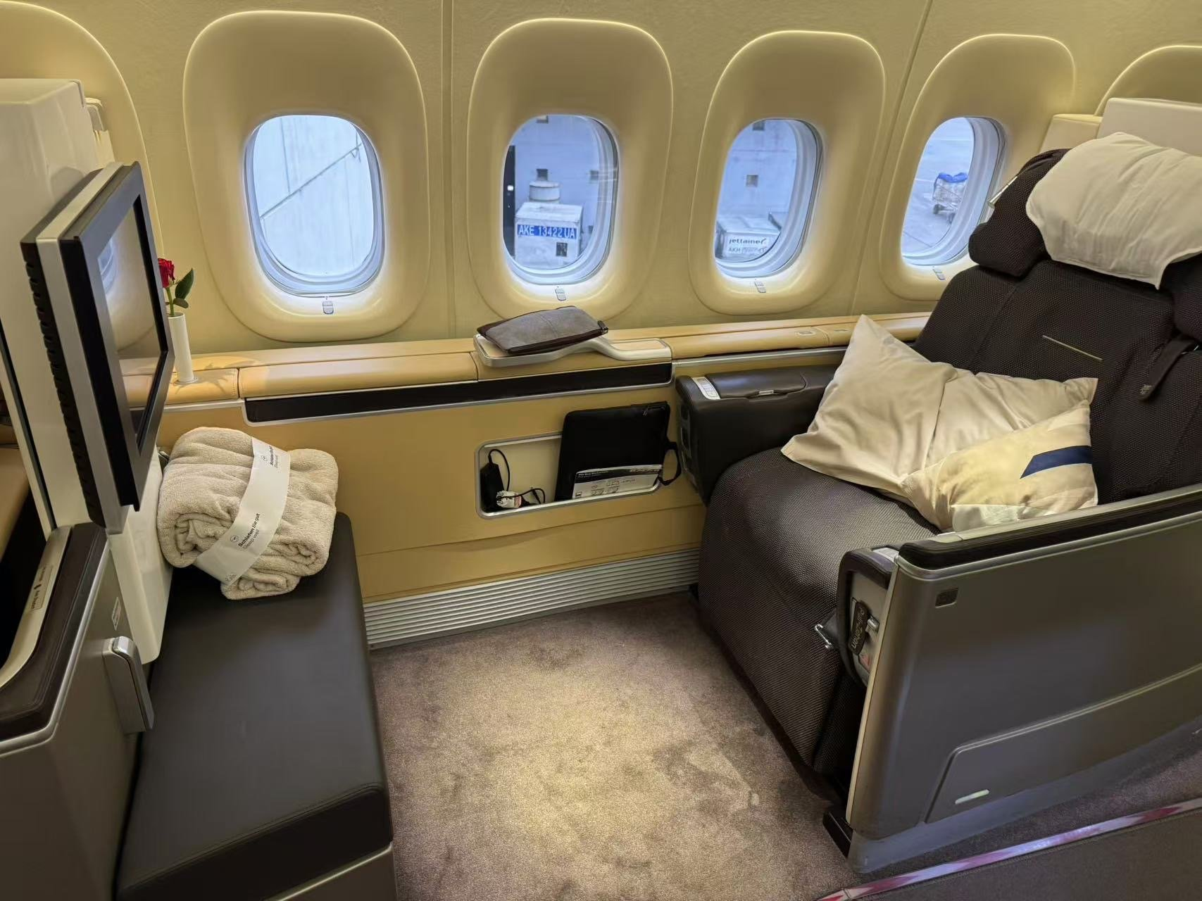 汉莎航空 Miles&More 里程购买套餐 50% 奖励优惠，专为首次购买者推出。