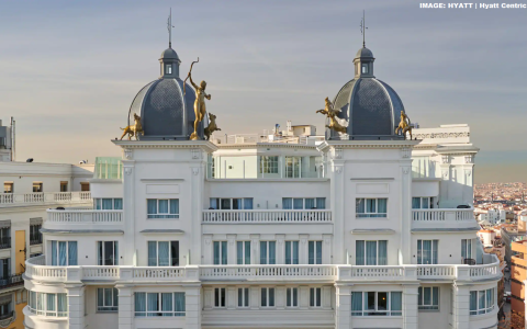 凯悦天地：2025年9月15日至12月1日期间入住欧洲、中东及非洲地区酒店，最高可获20,000奖励积分