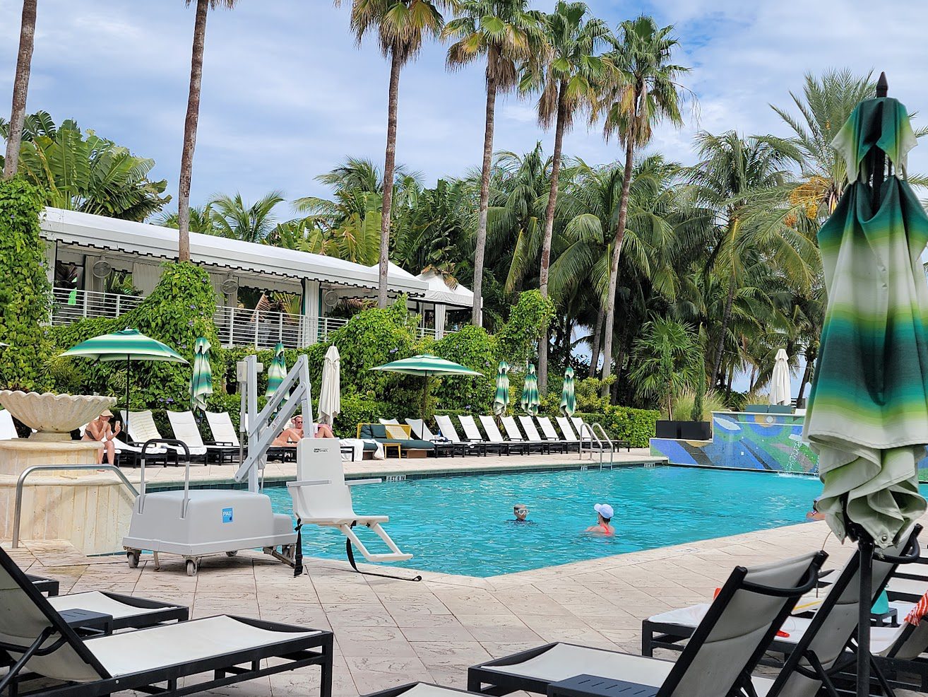 限时20万奖励积分：洲际酒店集团商务卡史上最高优惠，专享洲际及金普顿酒店住宿