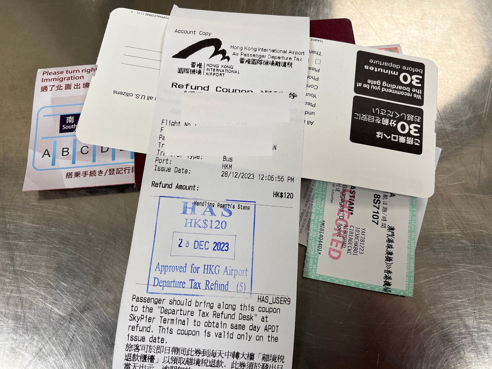 香港将机场退税服务扩展至符合资格的旅客，允许其在抵达次日离境时办理退税手续。