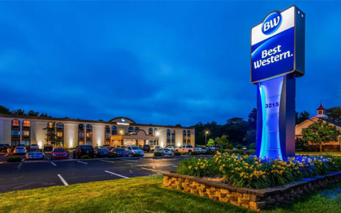 入住贝斯特韦斯特酒店每晚可获2,000奖励积分（可叠加双倍积分优惠！）