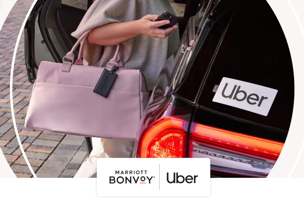 绑定万豪与优步账户，乘坐尊享专车即可赚取1000奖励积分，更有机会赢取100万积分