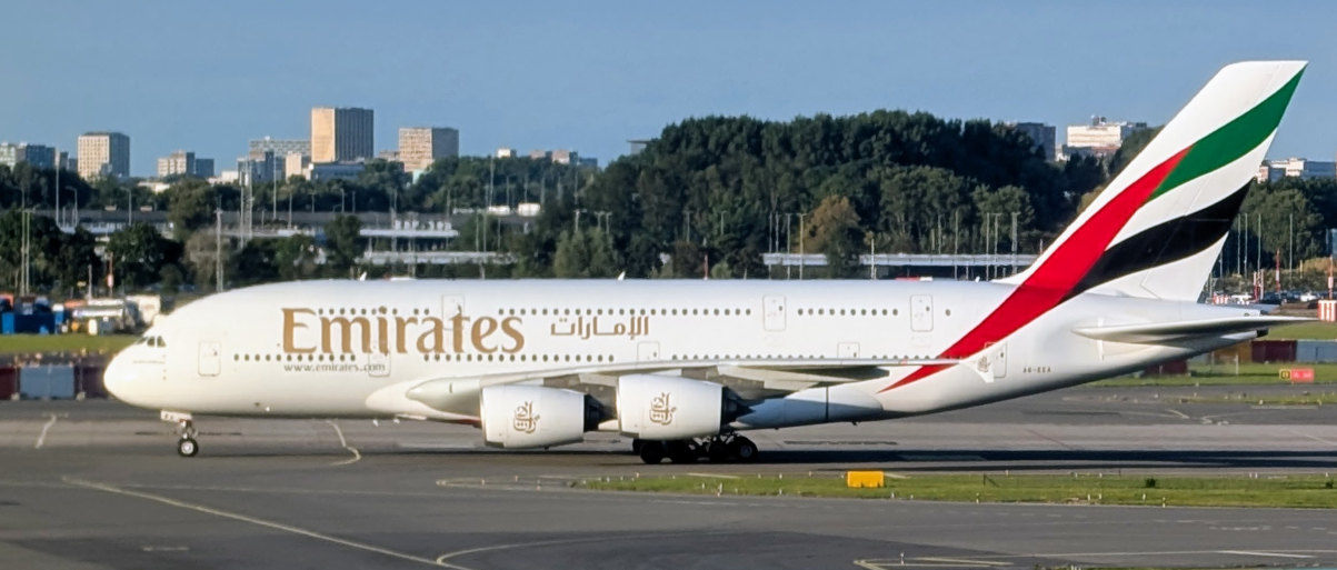 阿联酋航空Skywards奖励里程活动：全球奖励会员专享（预订期：11月21日至12月21日，有效期至2026年2月28日）