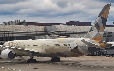 阿提哈德航空全球特惠，2026 年 1 月 26 日至 9 月 30 日出行享最高 26%折扣（1 月 15 日前预订）